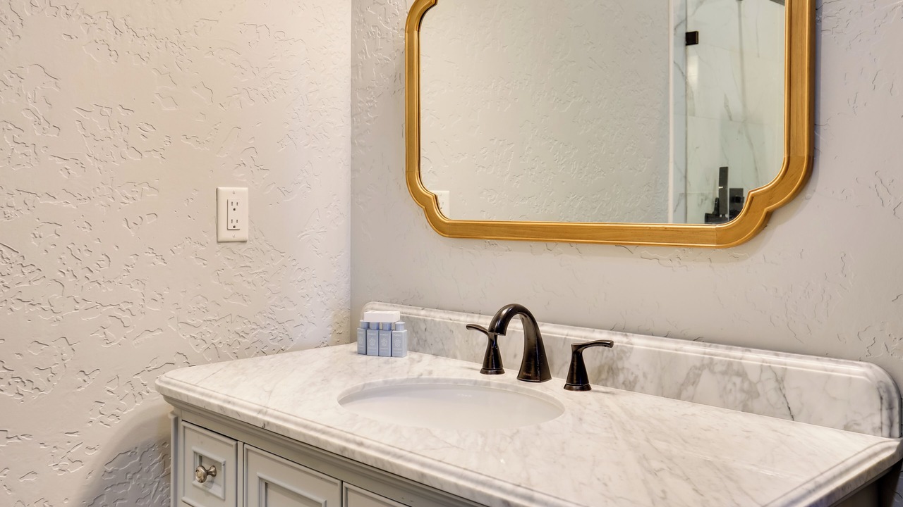Photo of Bathroom in Marshall