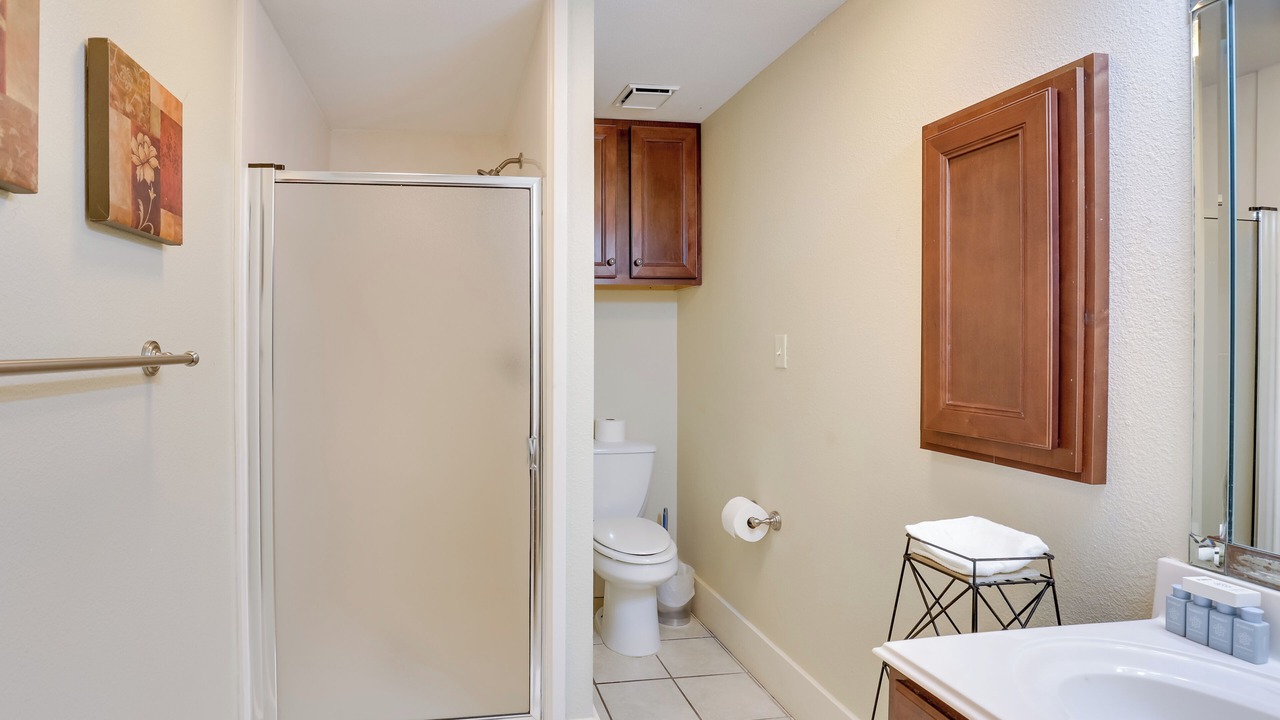 Photo of Bathroom in Marshall