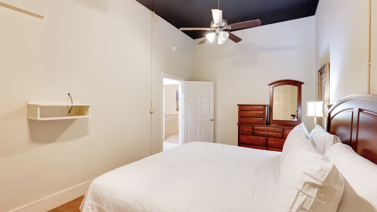 Photo of Bedroom in Marshall