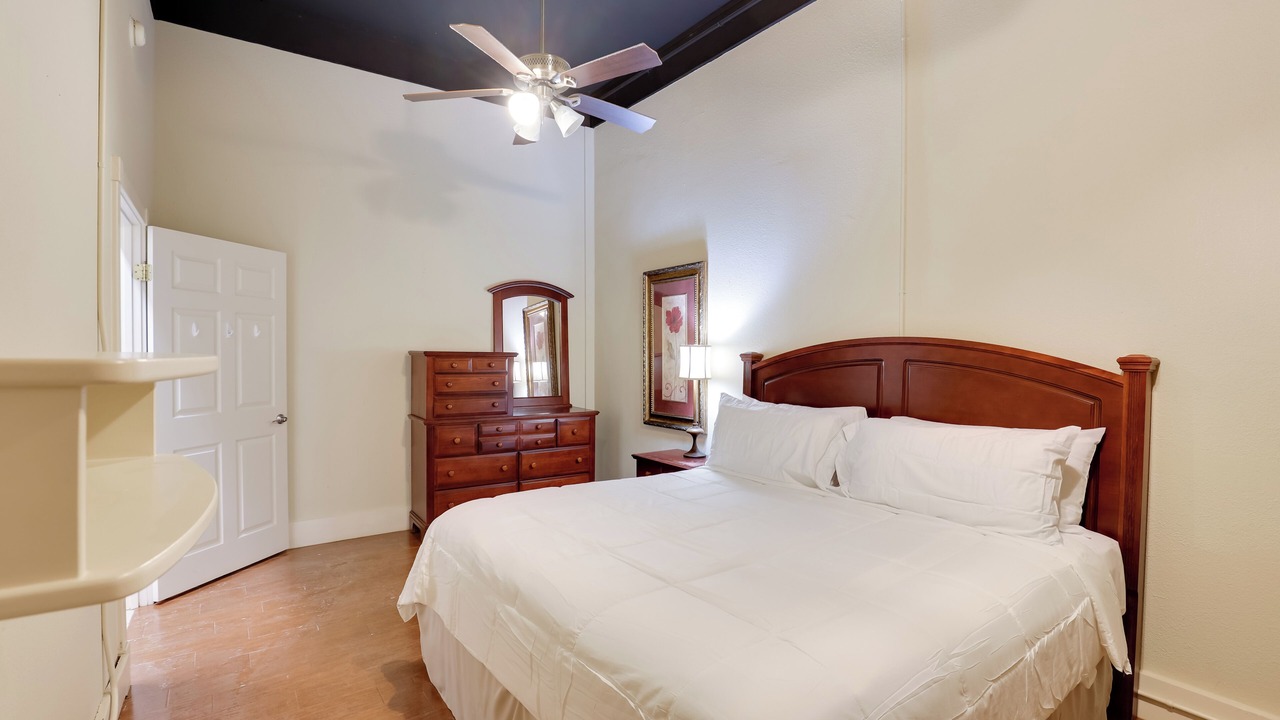 Photo of Bedroom in Marshall