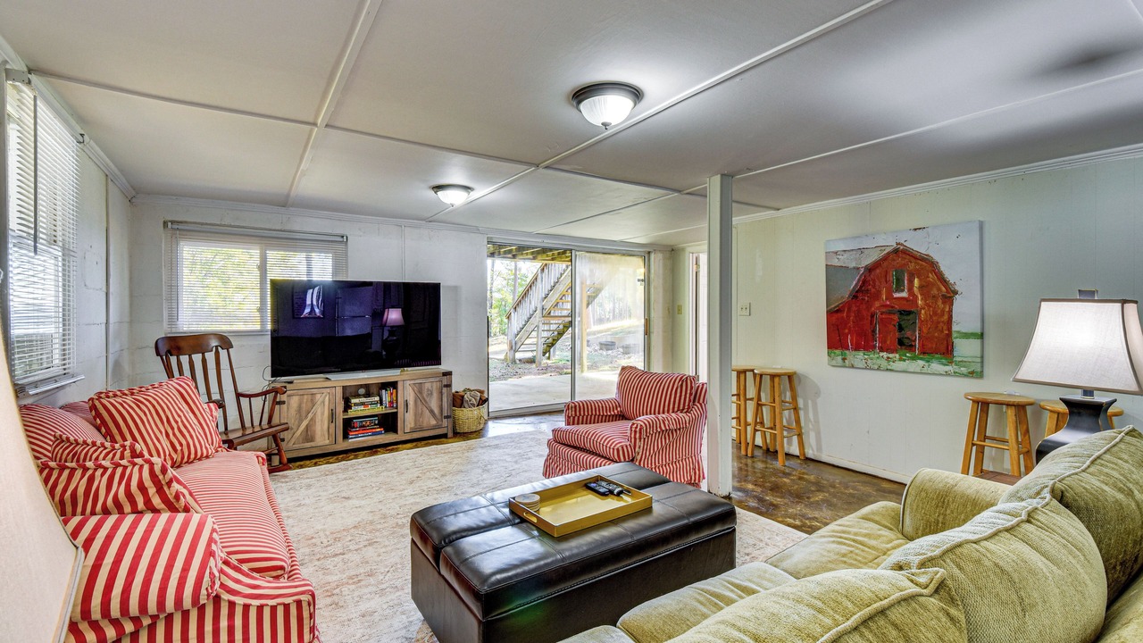 Photo of Livingroom in Townville