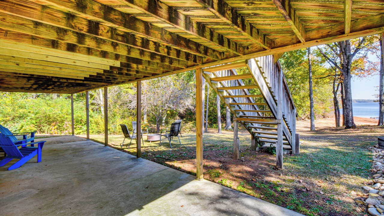 Photo of Patio Balcony in Townville