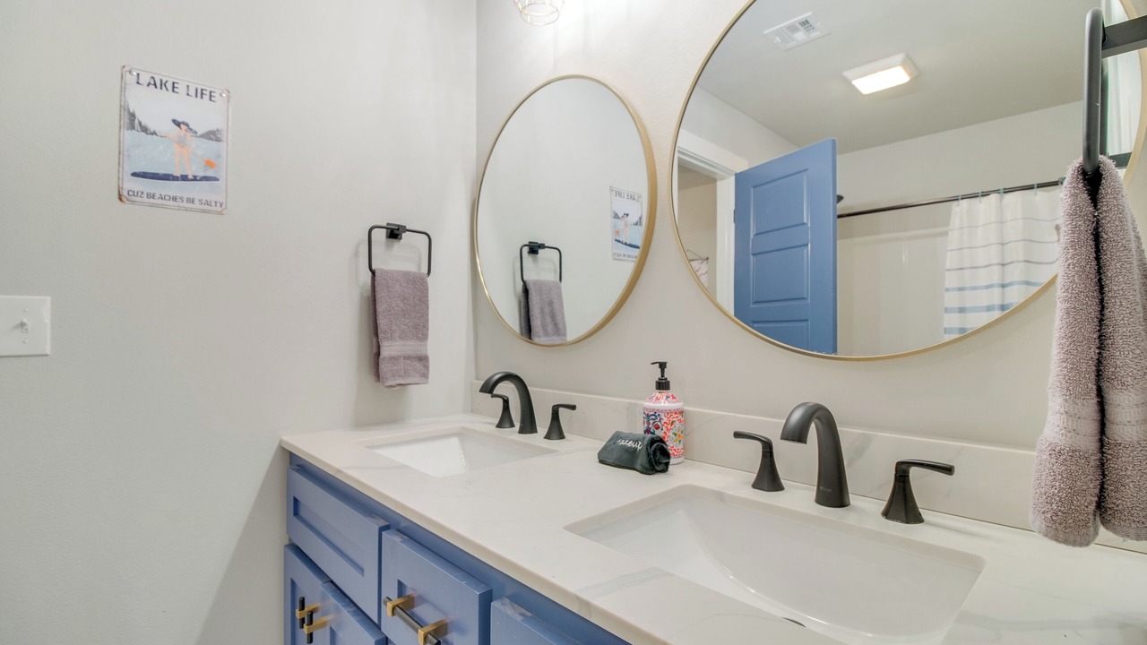 Photo of Bathroom in Afton