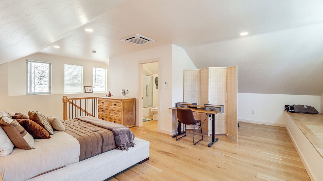 Photo of Bedroom in Bisbee