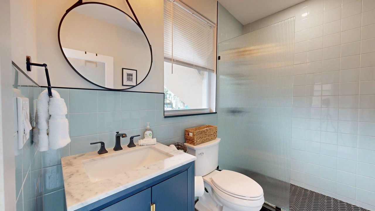 Photo of Bathroom in South Pointe