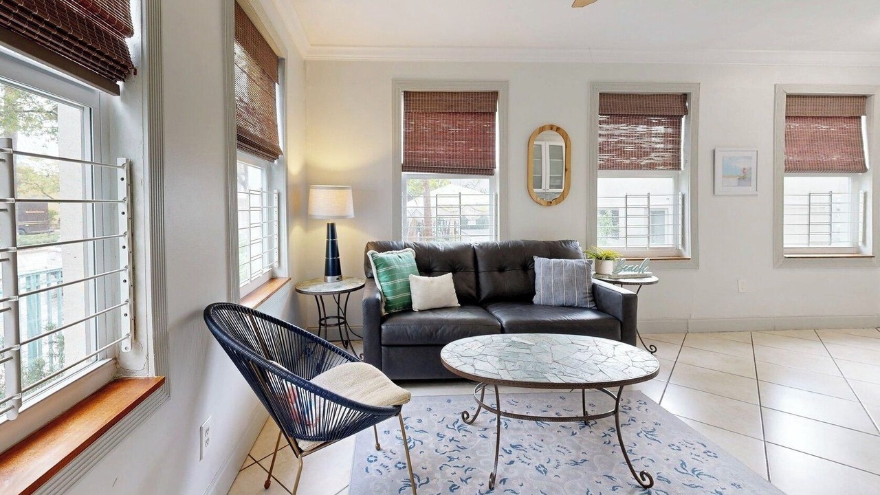 Photo of Bedroom in South Pointe