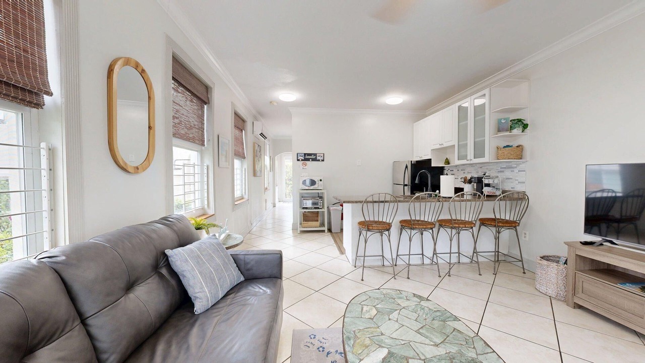 Photo of Livingroom in South Pointe