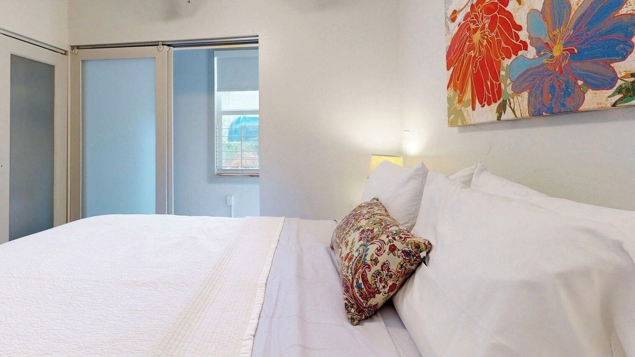 Photo of Bedroom in South Pointe