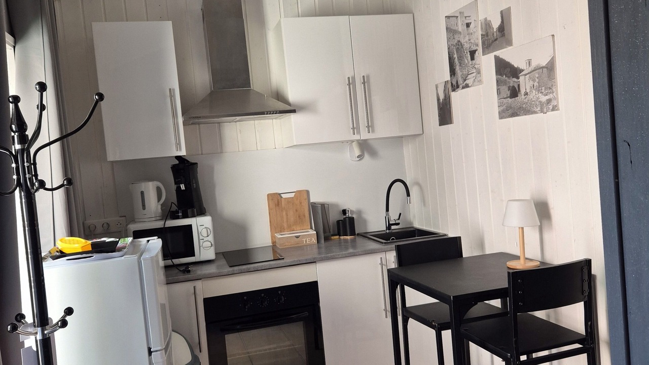 Photo of Kitchen in Crest
