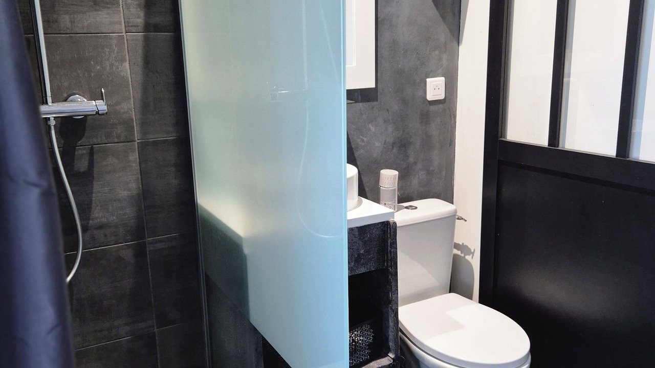 Photo of Bathroom in Crest