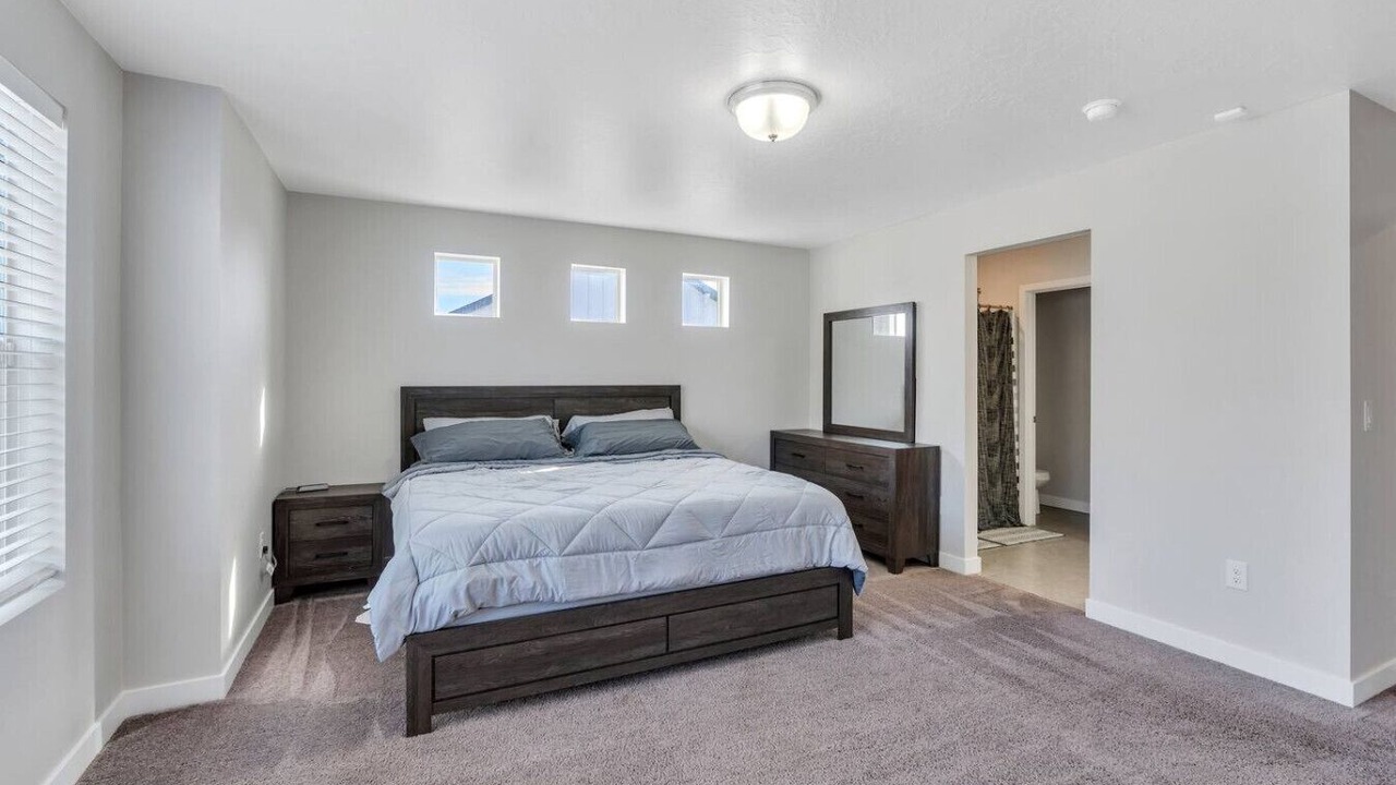 Photo of Bedroom in Lehi