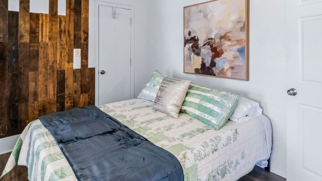Photo of Bedroom in Home Park