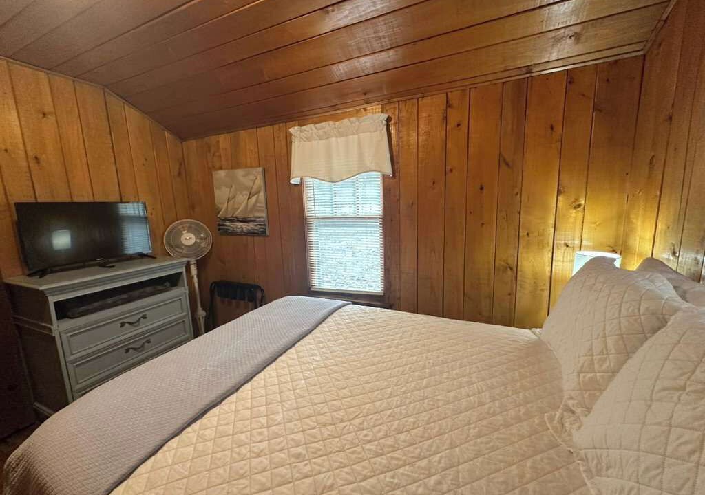 Photo of Bedroom in East Tawas