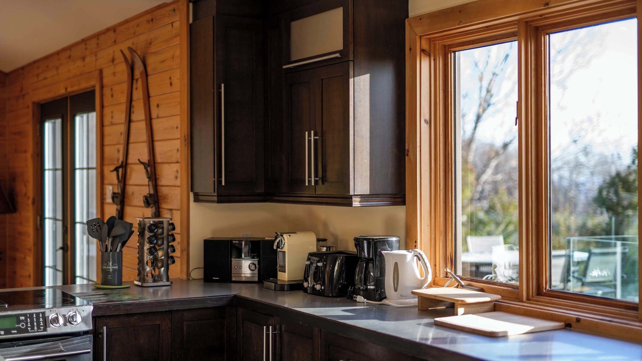 Photo of Kitchen in Petite-Riviere-Saint-Francois
