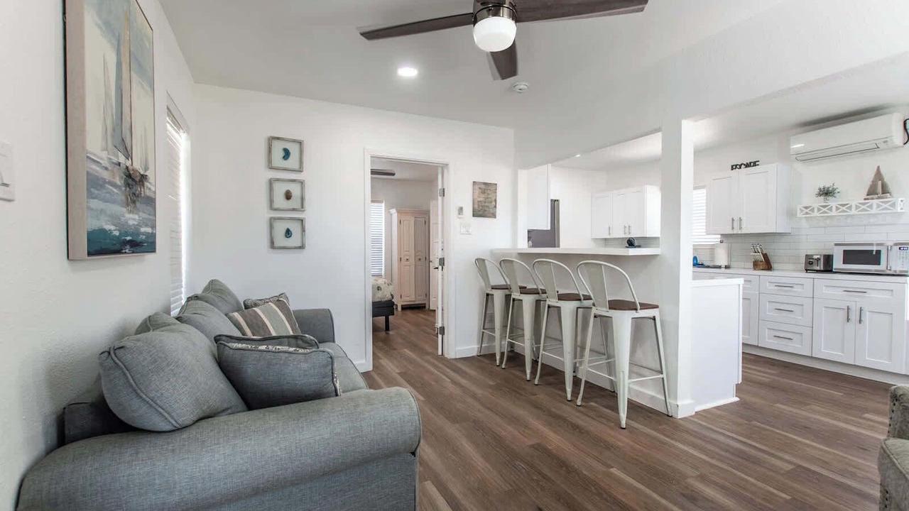 Photo of Others in Del Mar