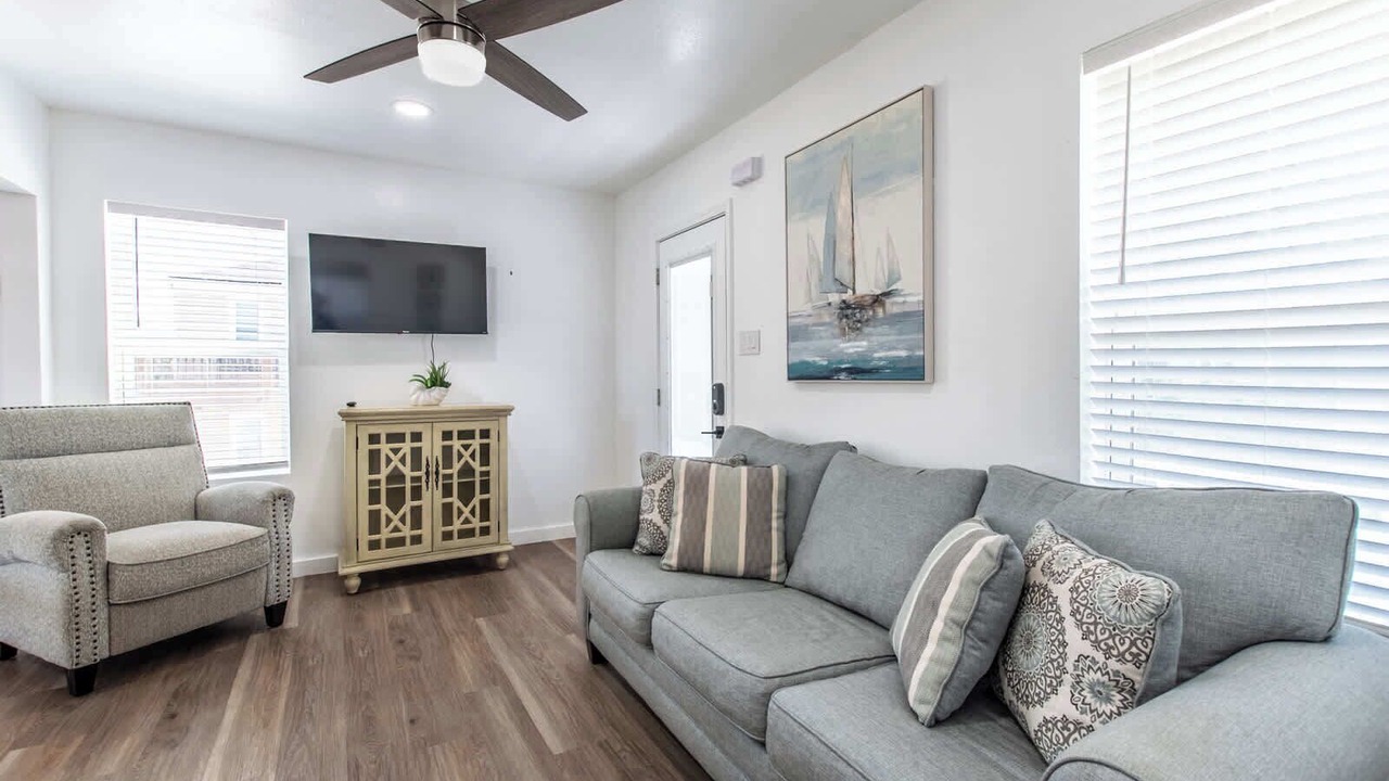 Photo of Others in Del Mar