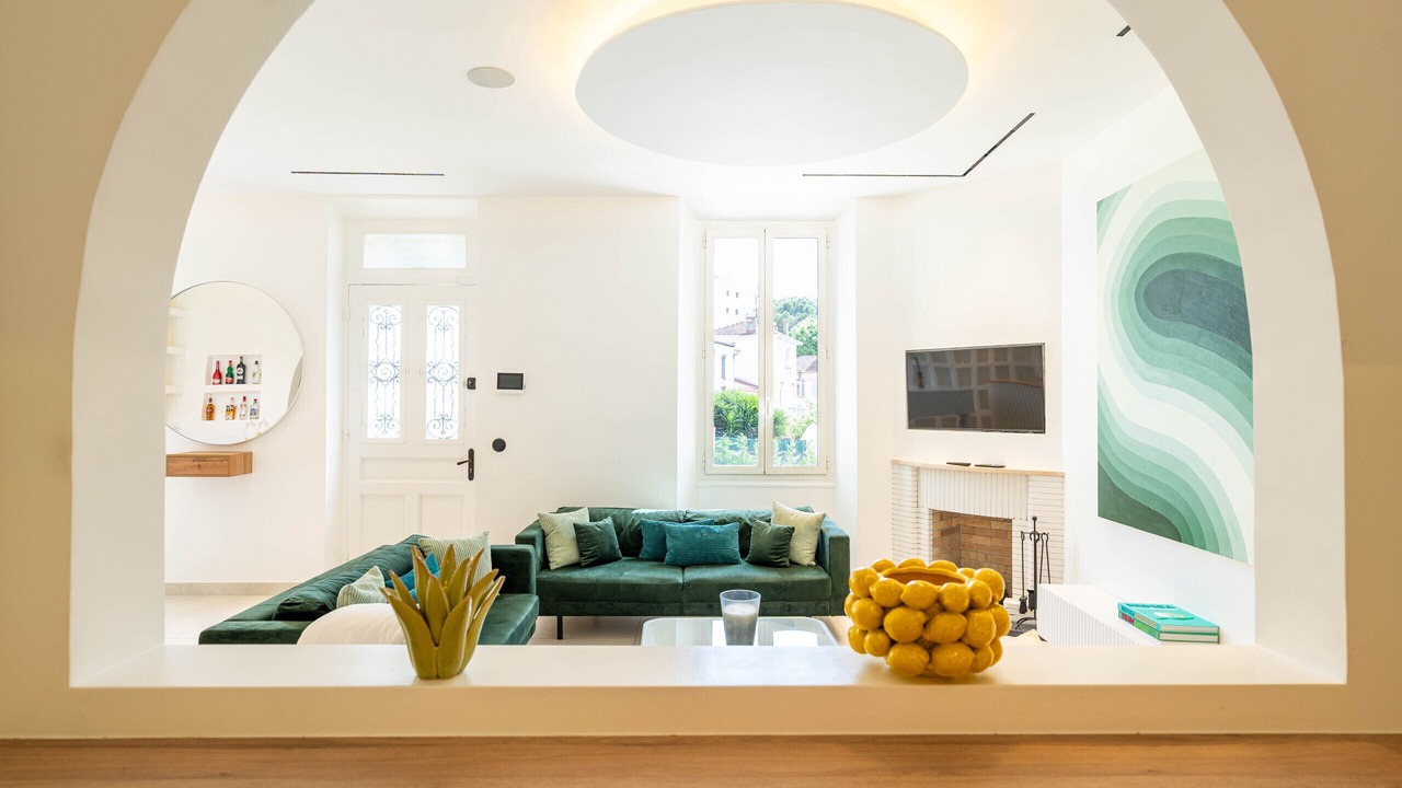 Photo of Livingroom in Prado - Republique