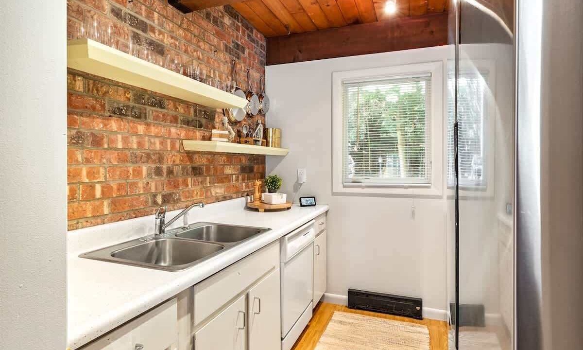 Photo of Kitchen in Stowe Area