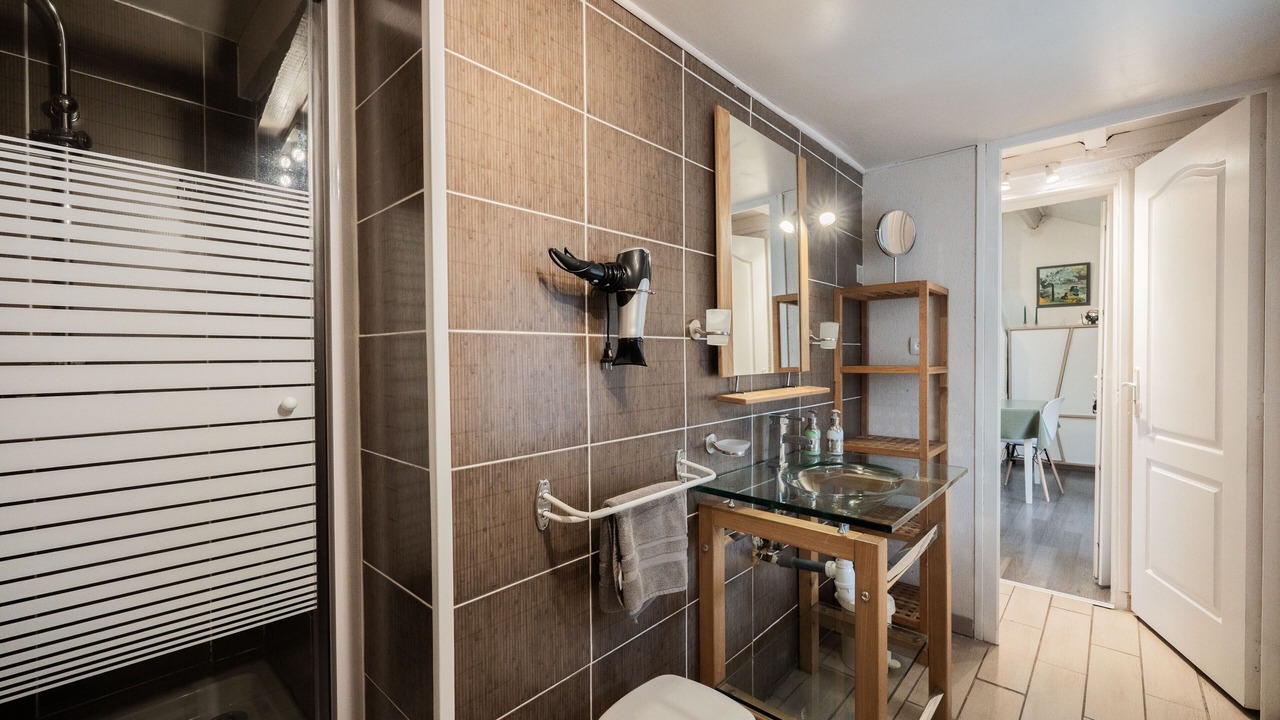 Photo of Bathroom in Tarascon-sur-Ariege