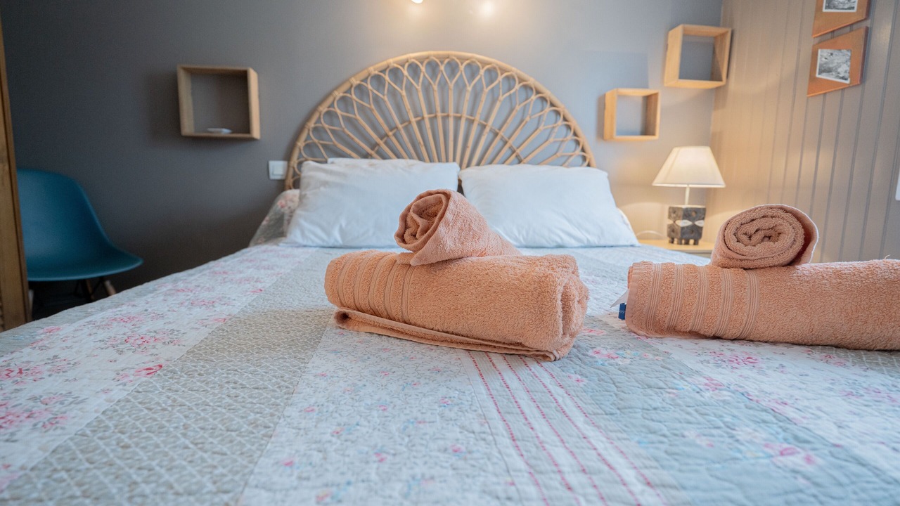 Photo of Bedroom in Tarascon-sur-Ariege