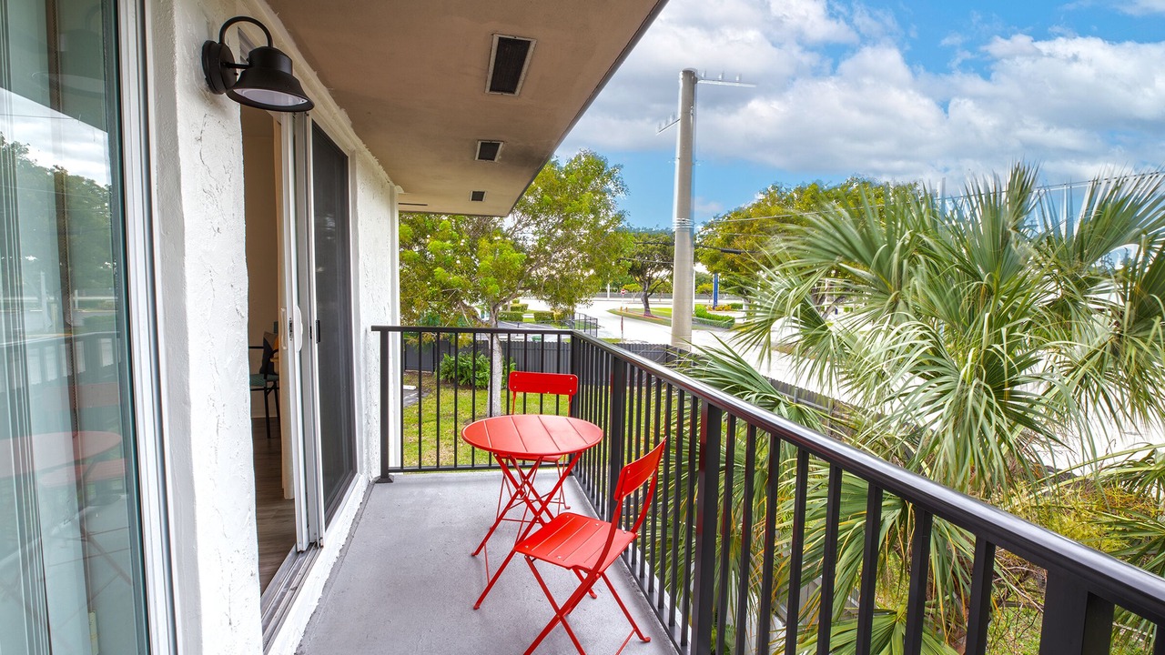 Photo of Patio Balcony in Palmetto Bay