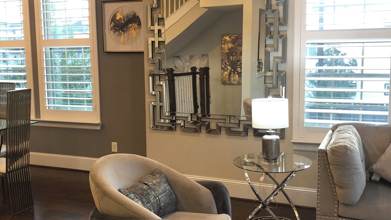 Photo of Livingroom in Memorial