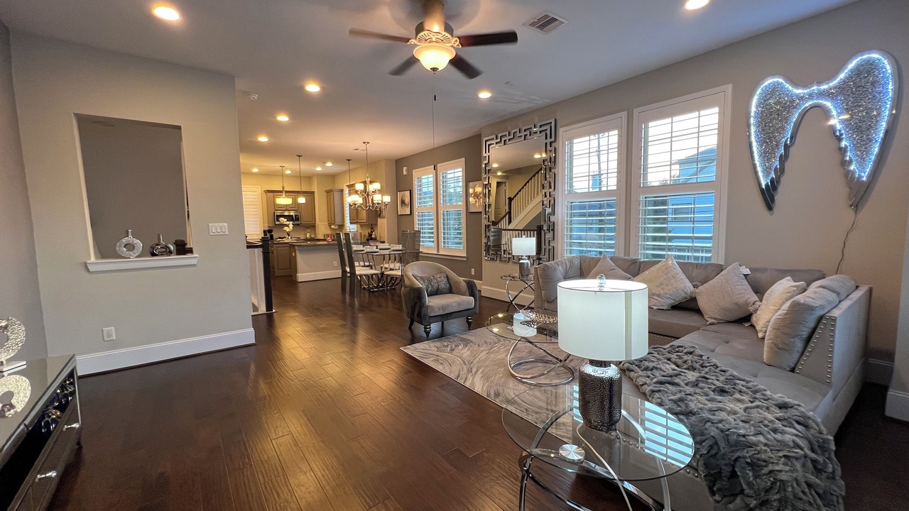 Photo of Livingroom in Memorial