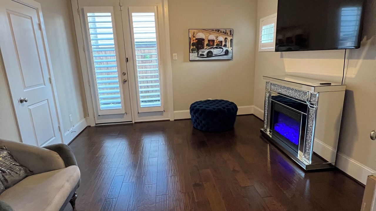 Photo of Livingroom in Memorial