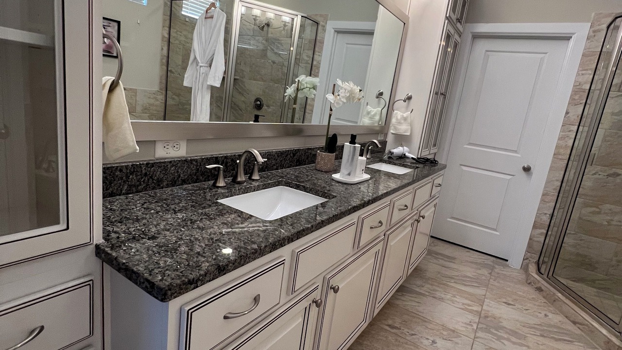 Photo of Bathroom in Memorial