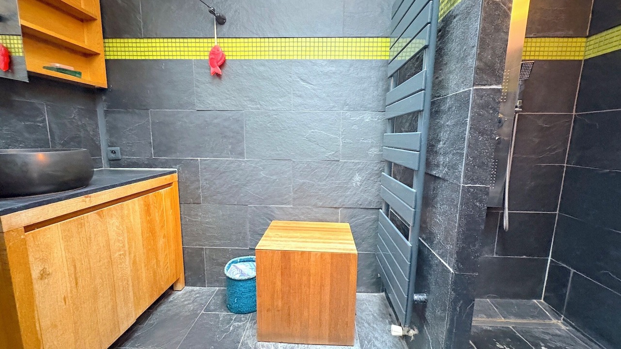 Photo of Bathroom in Issy-les-Moulineaux