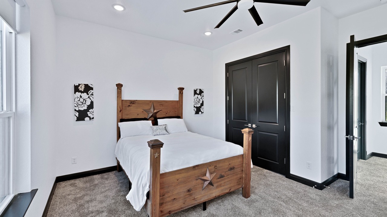 Photo of Bedroom in Chico