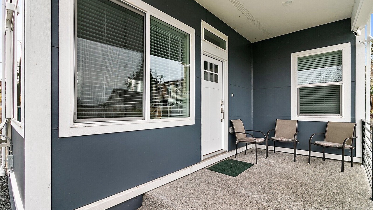 Photo of Patio Balcony in Bryn Mawr-Skyway