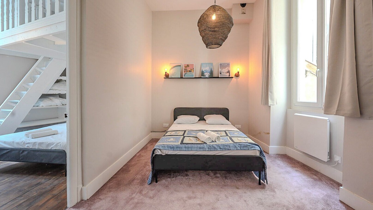 Photo of Bedroom in Secteur 2