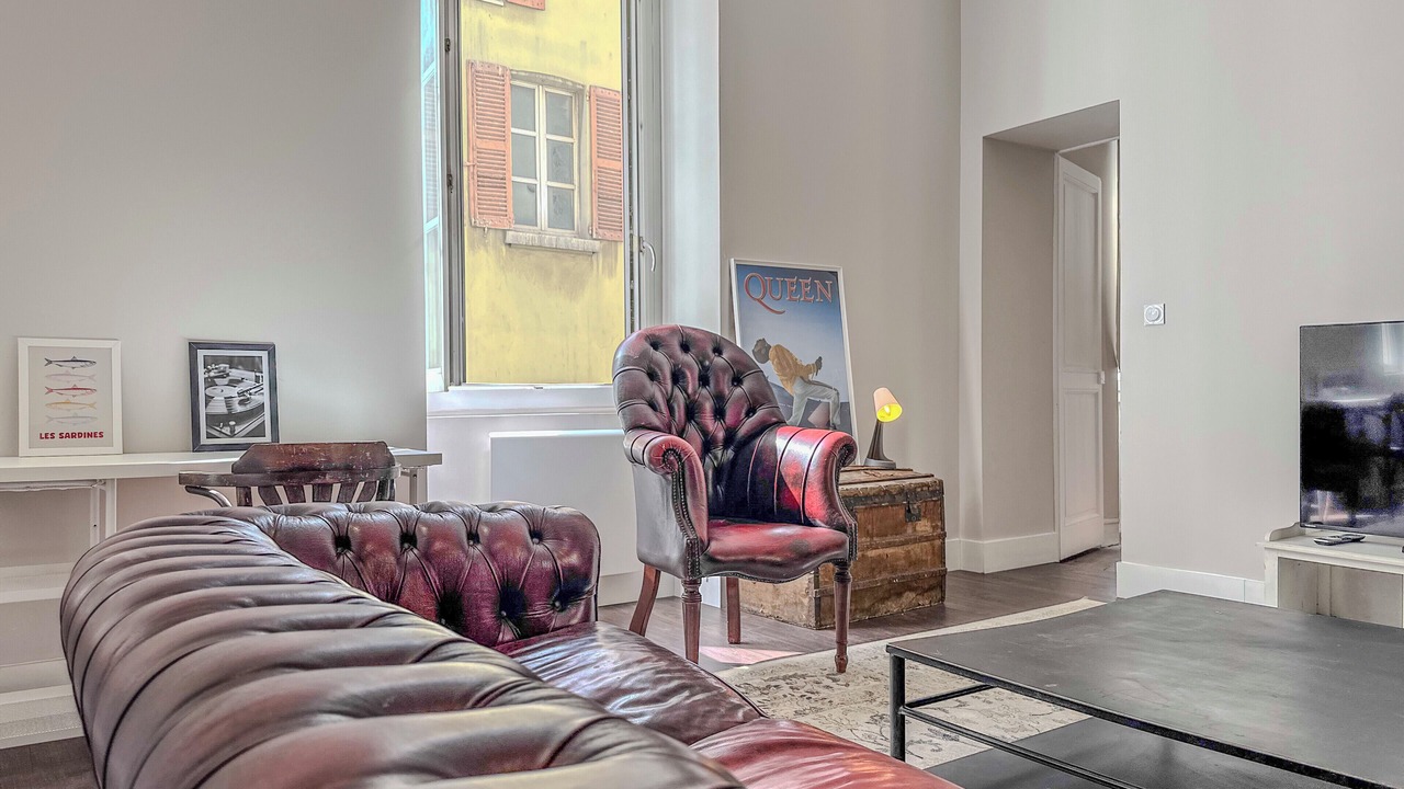 Photo of Livingroom in Secteur 2