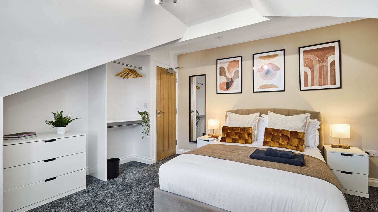 Photo of Others in Headingley