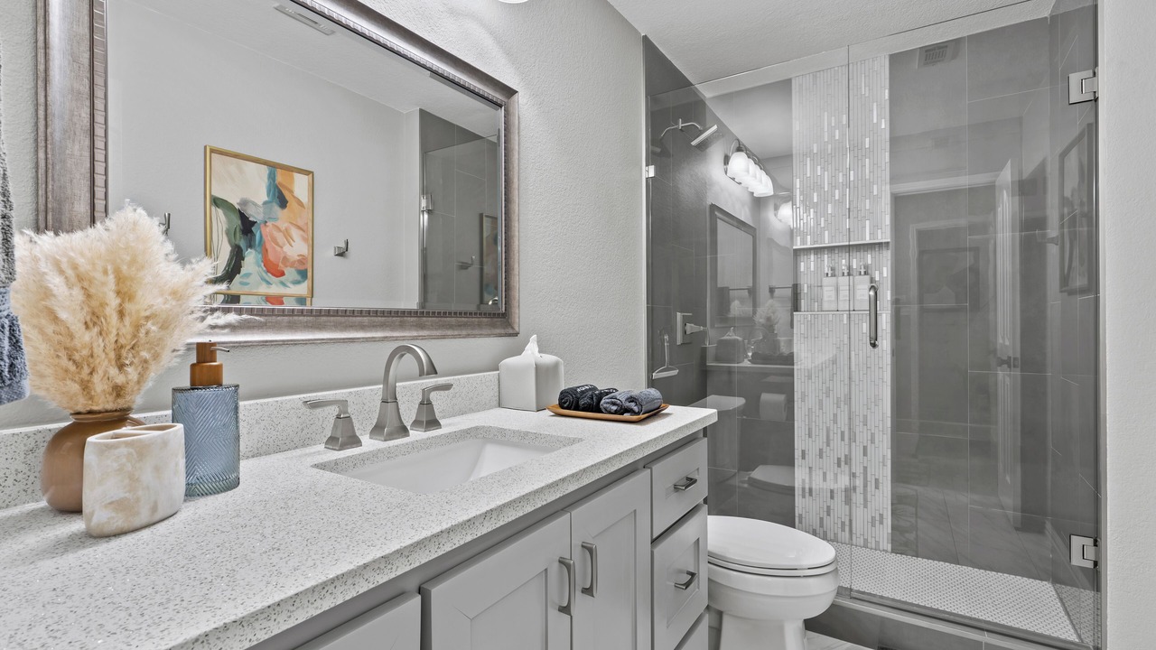 Photo of Bathroom in The Colony