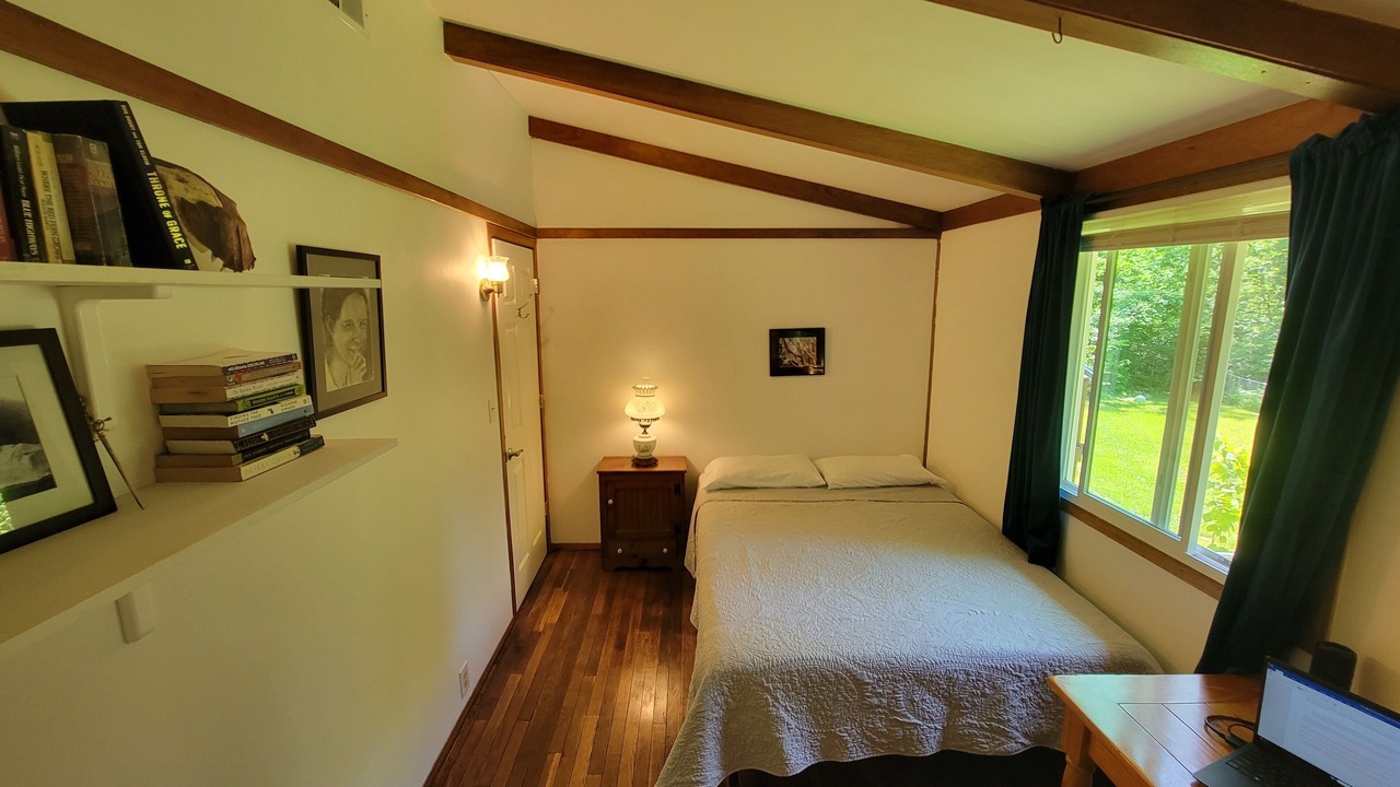 Photo of Bedroom in Villa Ridge