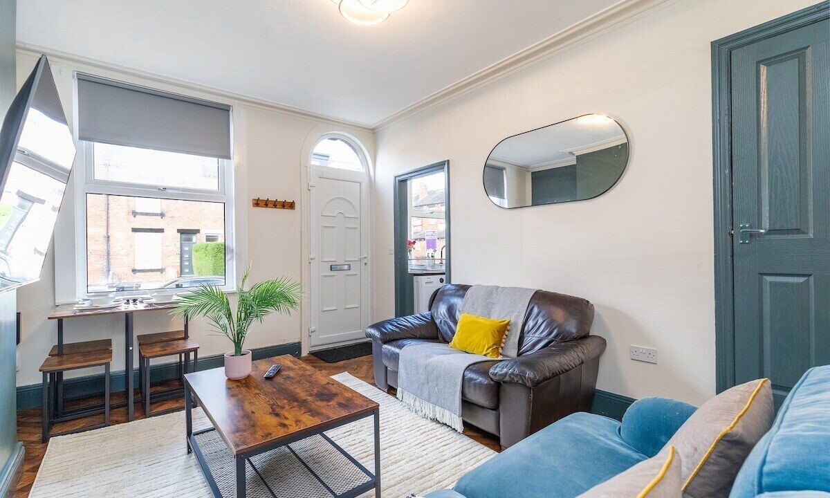 Photo of Livingroom in Headingley