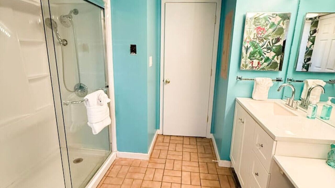 Photo of Bathroom in Lake Ozark
