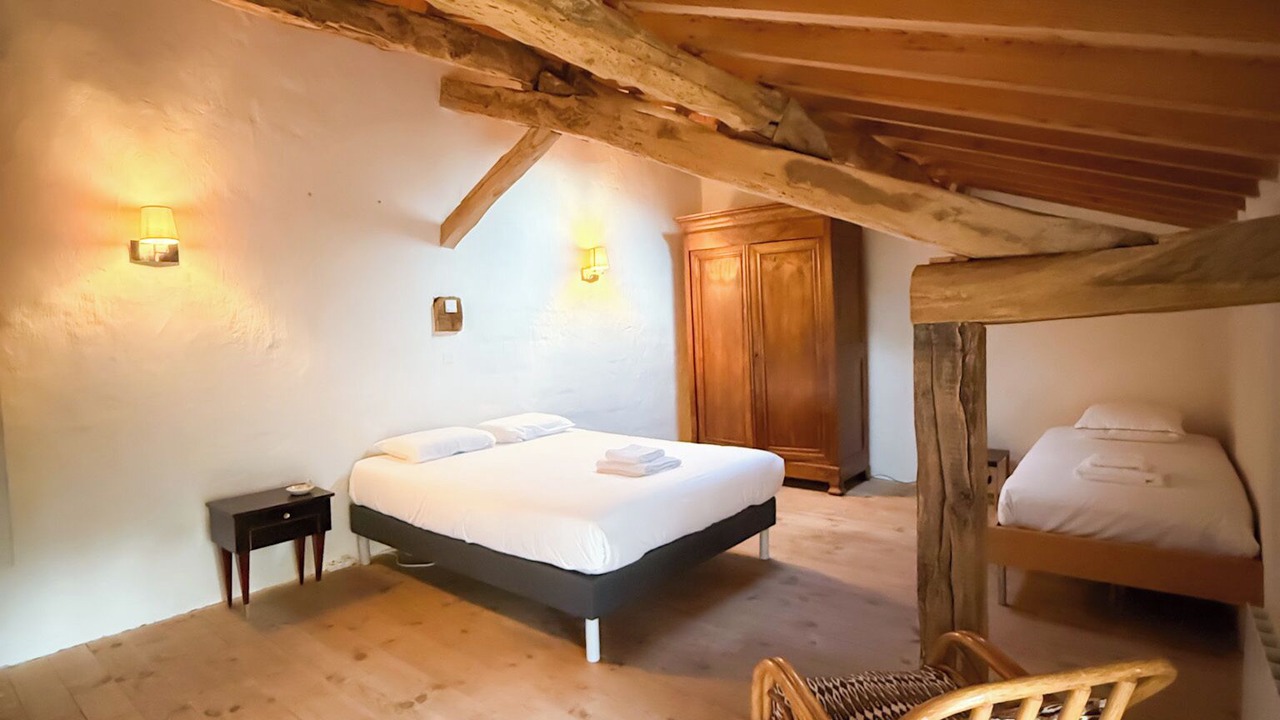 Photo of Bedroom in Saint-Leonard