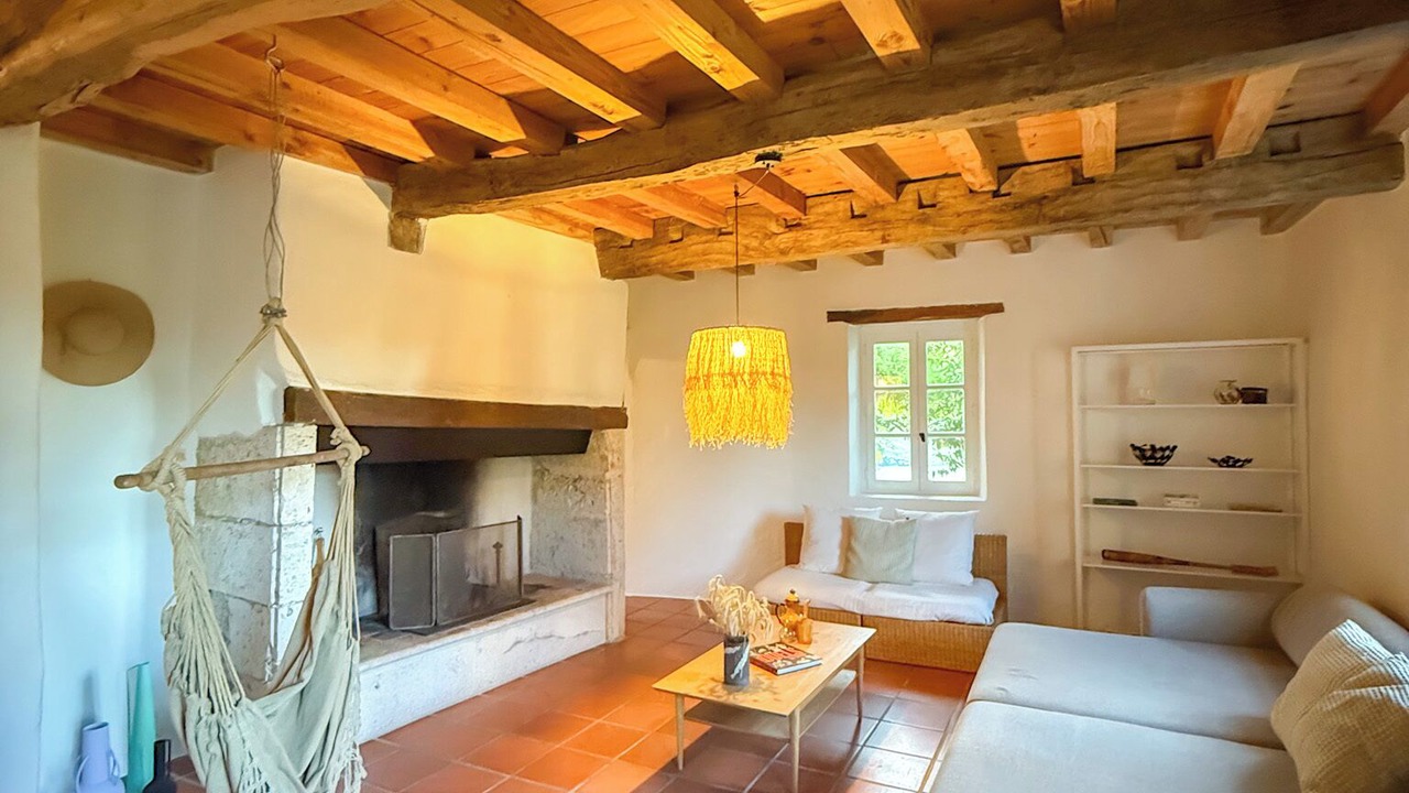 Photo of Livingroom in Saint-Leonard