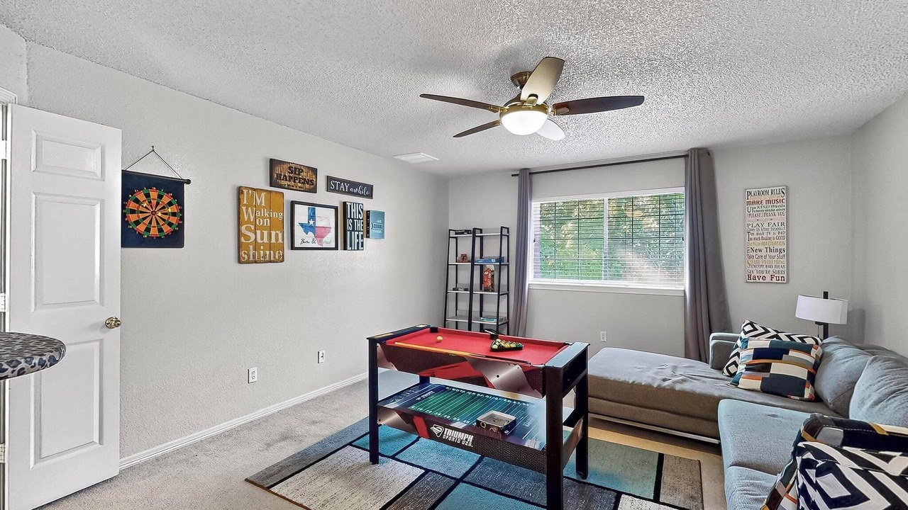 Photo of Livingroom in South Arlington