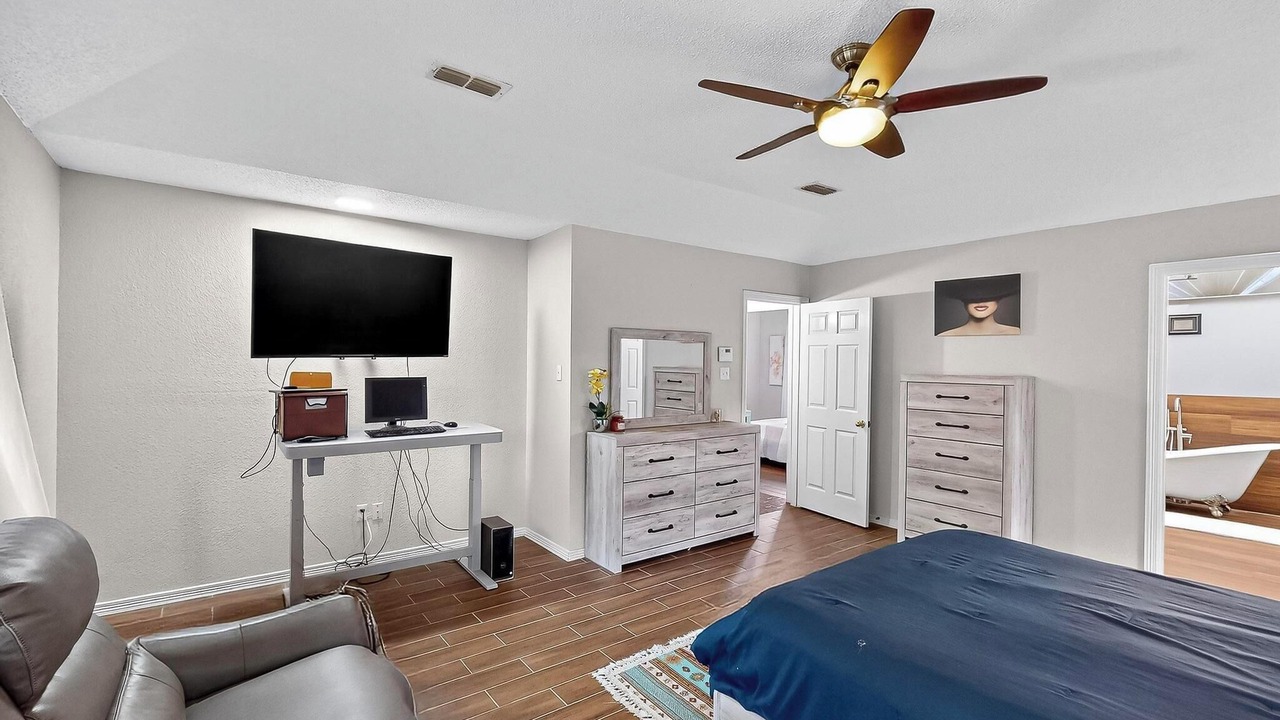 Photo of Bedroom in South Arlington