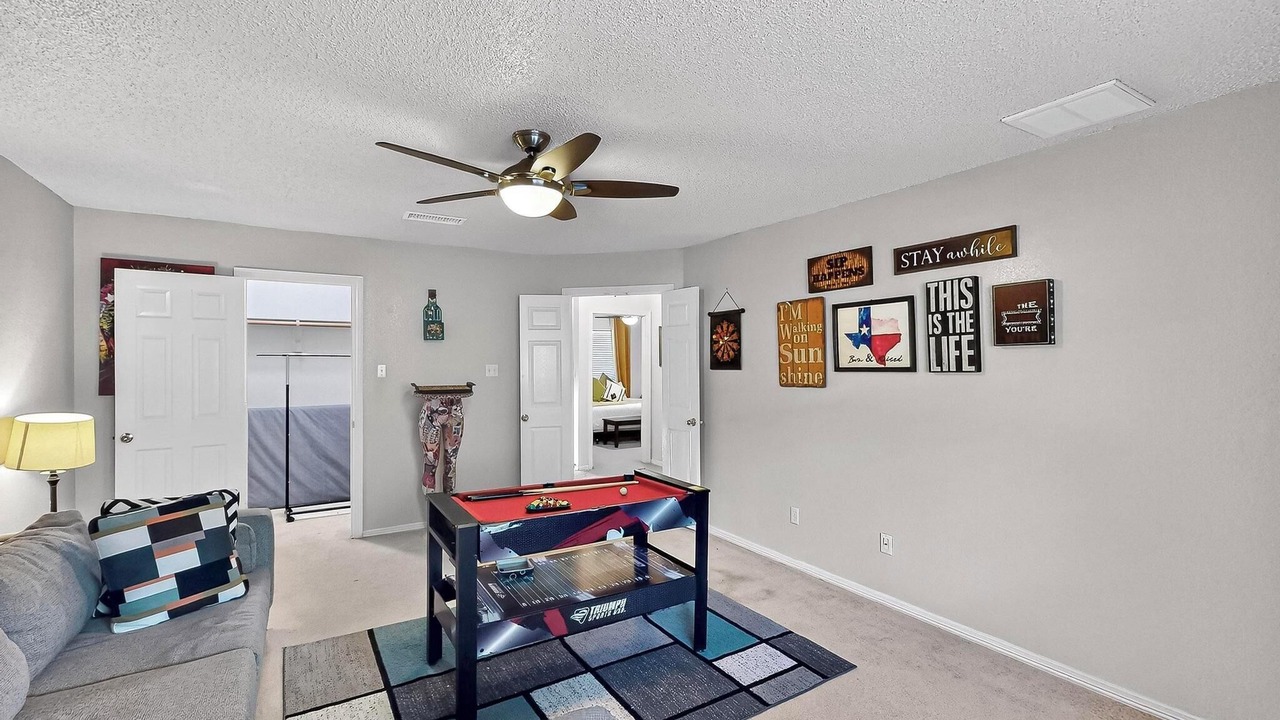 Photo of Livingroom in South Arlington