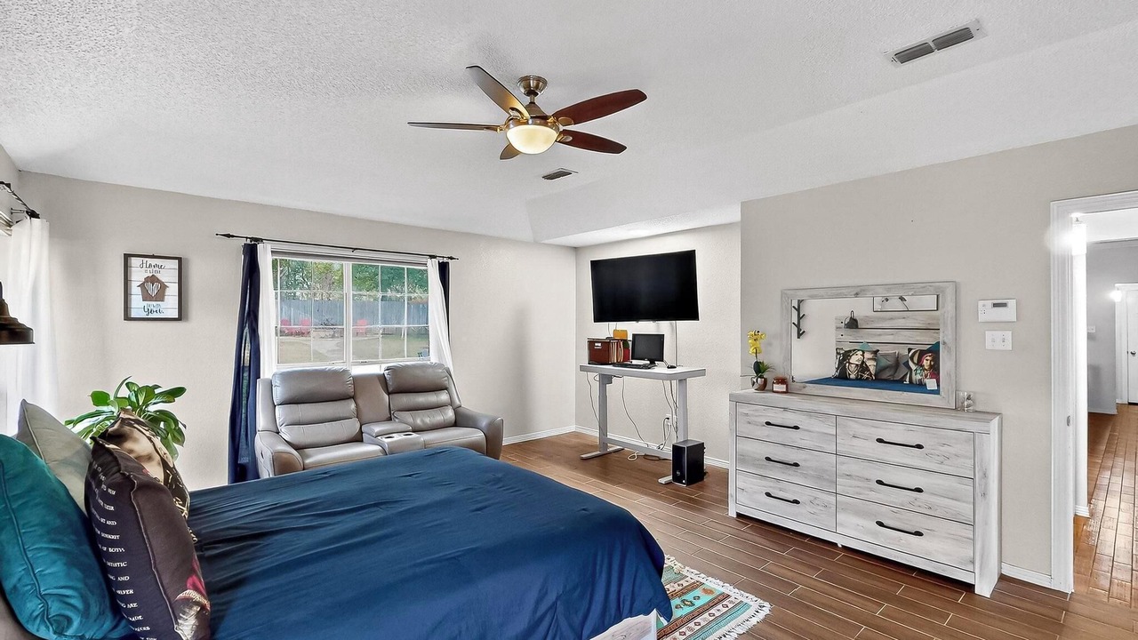 Photo of Bedroom in South Arlington