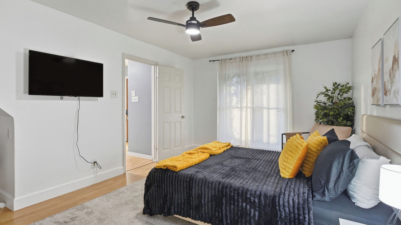 Photo of Bedroom in Parker Lane