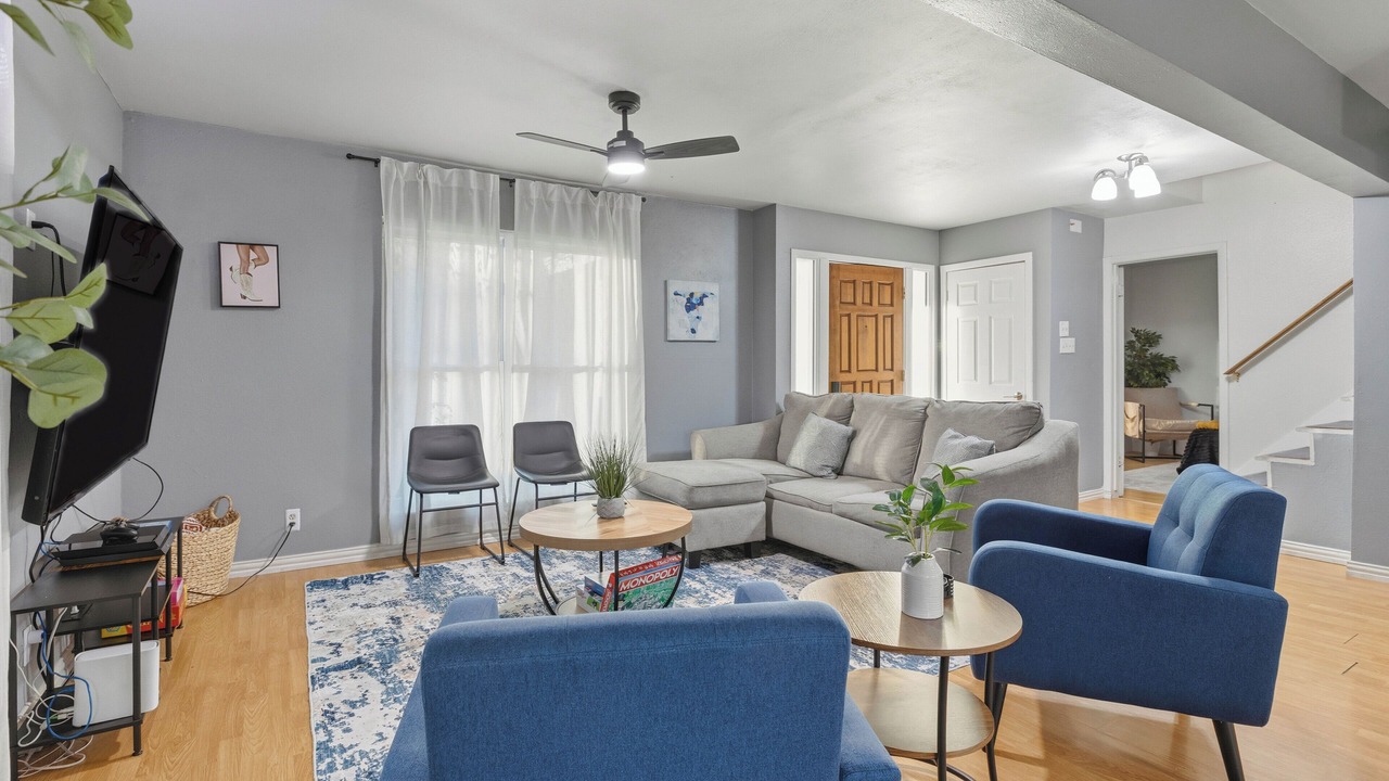 Photo of Livingroom in Parker Lane