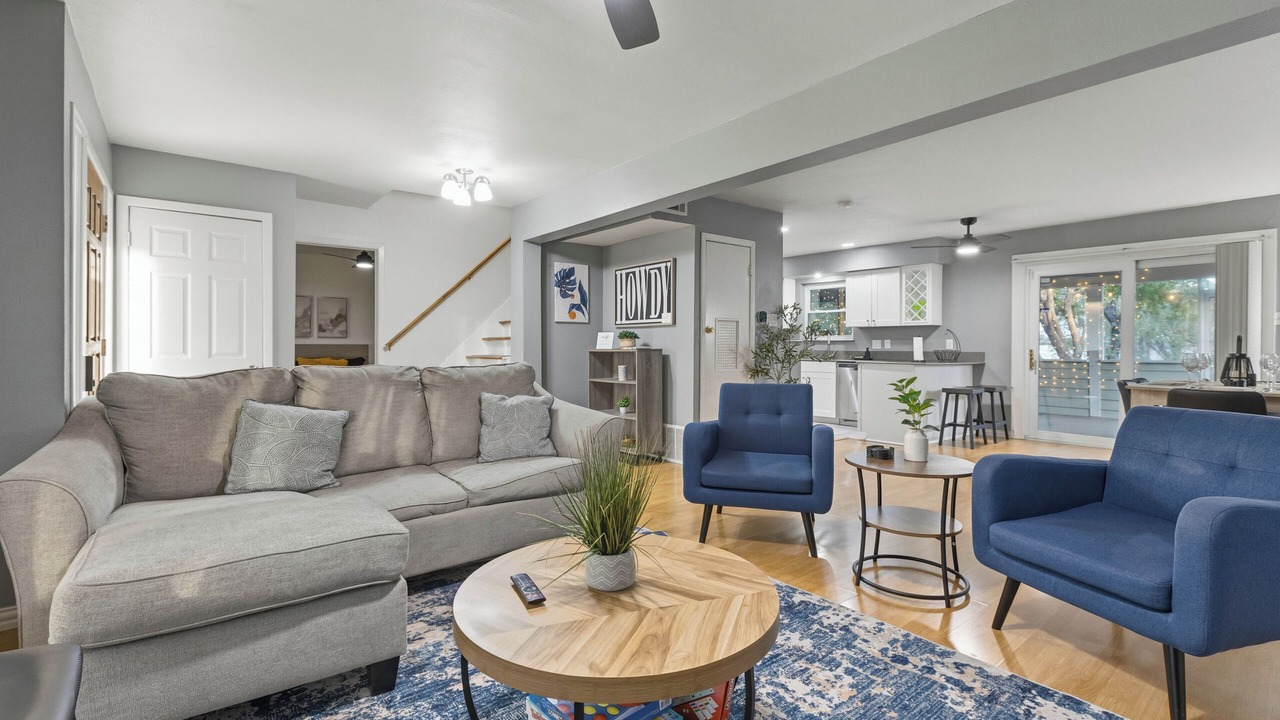Photo of Livingroom in Parker Lane