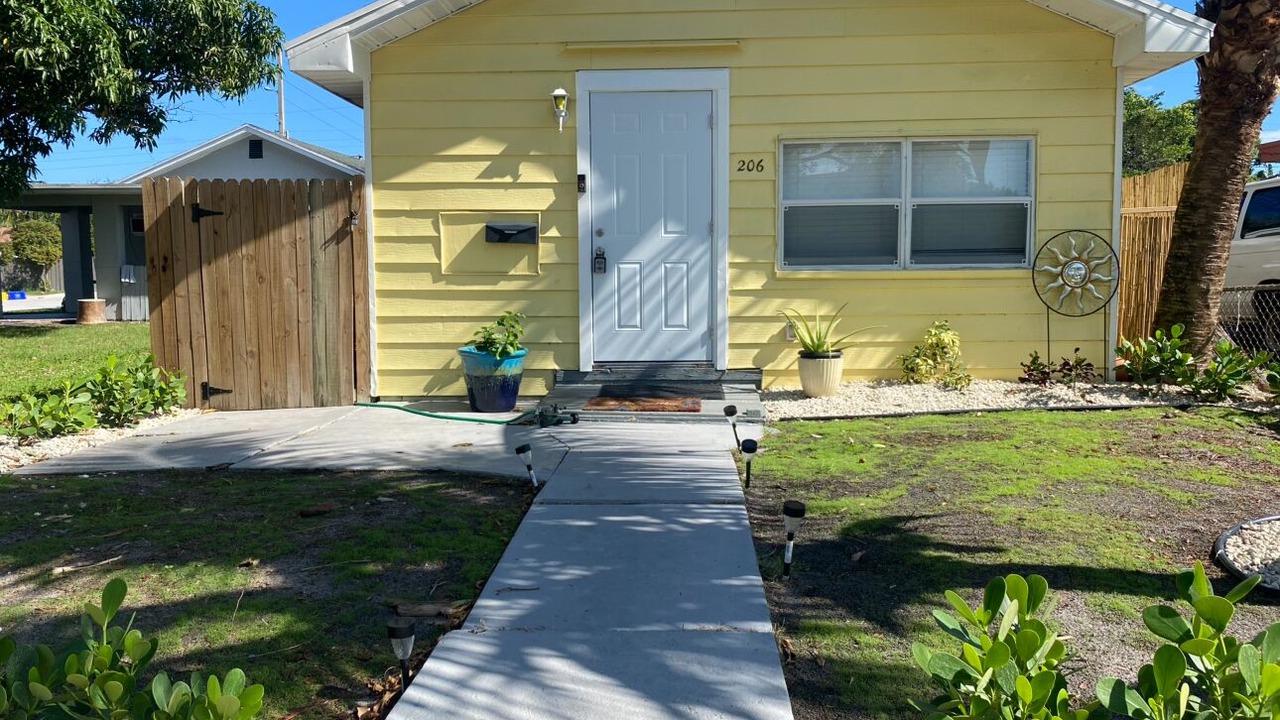 Photo of Outdoor in Lake Worth