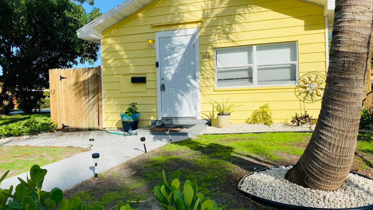 Photo of Outdoor in Lake Worth